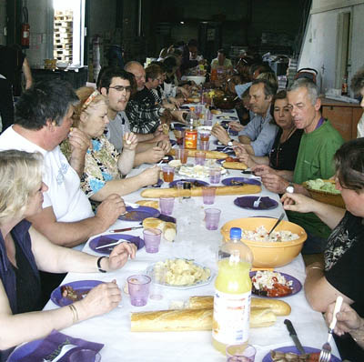 barbecuess Syndicat FO au service des salariés d'ADREXO - journée conviviale